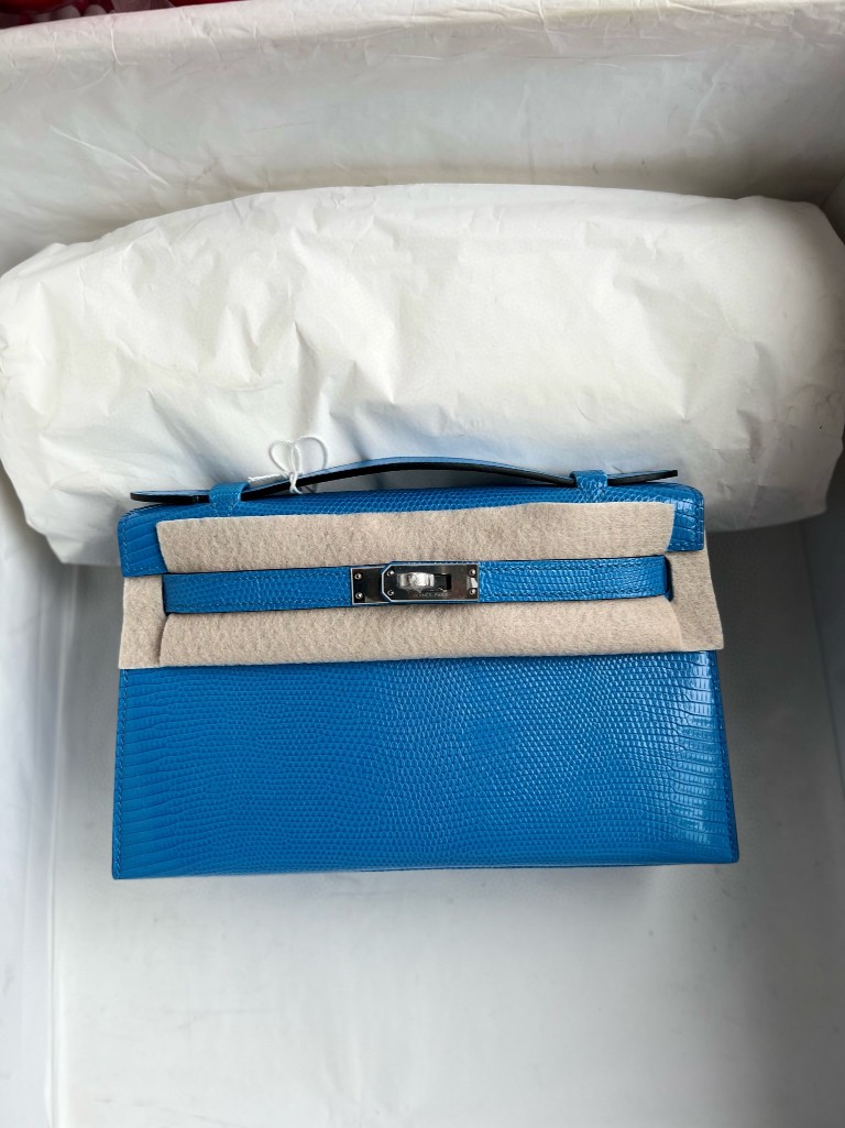 Hermès（爱马仕）Mini pochette Lizard 进口亮面蜥蜴 7Q 希腊蓝 银扣 22cm 顶级手缝