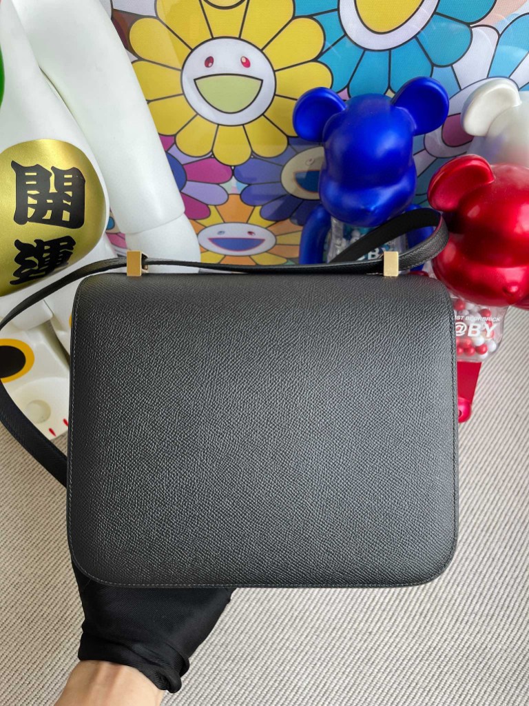 Hermès(爱马仕)Constance 空姐包 Epsom 原厂掌纹皮 ck89 黑色 Noir 金扣 24cm 顶级手缝-拉尔森鳄鱼皮具定制 - 爱马仕包包官网 Hermès(爱马仕)Constance 空姐包 Epsom 原厂掌纹皮 ck89 黑色 Noir 金扣 24cm 顶级手缝