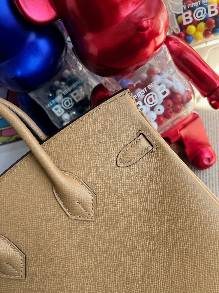 Hermès(爱马仕)Birkin 铂金包 Epsom 原厂掌纹 饼干色 Biscuit 金扣 25cm 顶级手缝-拉尔森鳄鱼皮具定制 - 爱马仕包包官网 Hermès(爱马仕)Birkin 铂金包 Epsom 原厂掌纹 饼干色 Biscuit 金扣 25cm 顶级手缝