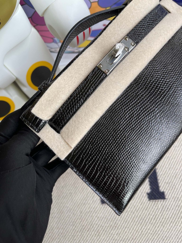Hermès(爱马仕)Mini pochette Lizard 进口亮面蜥蜴 ck89 黑色 Noir 银扣 22cm 顶级手缝-拉尔森鳄鱼皮具定制 - 爱马仕包包官网 Hermès(爱马仕)Mini pochette Lizard 进口亮面蜥蜴 ck89 黑色 Noir 银扣 22cm 顶级手缝