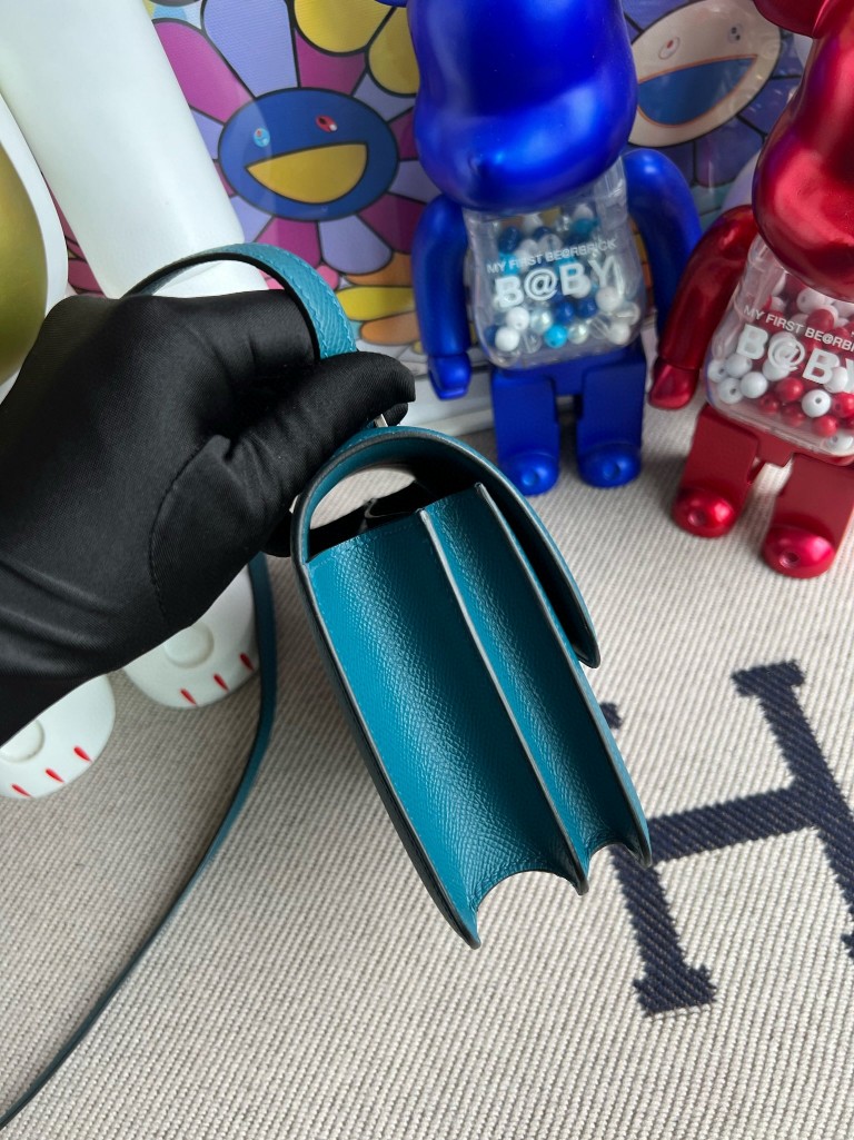 Hermès（爱马仕）Constance 康康 Epsom 原厂掌纹皮 W0 博斯普鲁斯绿 珐琅扣 18cm 顶级手缝