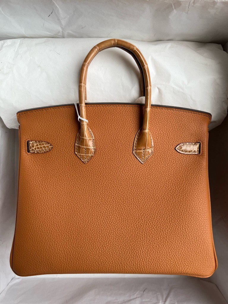 Hermès（爱马仕）Birkin 铂金包 Touch 系列 小牛皮 拼 亮面鳄鱼 芝麻色 Sesame 金扣 25cm