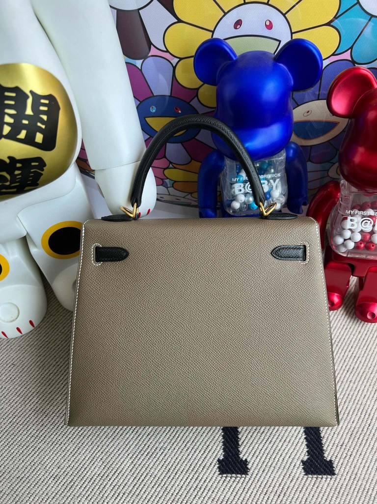 Hermès(爱马仕)Kelly 凯莉包 Epsom 原厂掌纹皮 大象灰 拼 黑色 磨砂金扣 25cm 马蹄印 顶级手缝-拉尔森鳄鱼皮具定制 - 爱马仕包包官网 Hermès(爱马仕)Kelly 凯莉包 Epsom 原厂掌纹皮 大象灰 拼 黑色 磨砂金扣 25cm 马蹄印 顶级手缝