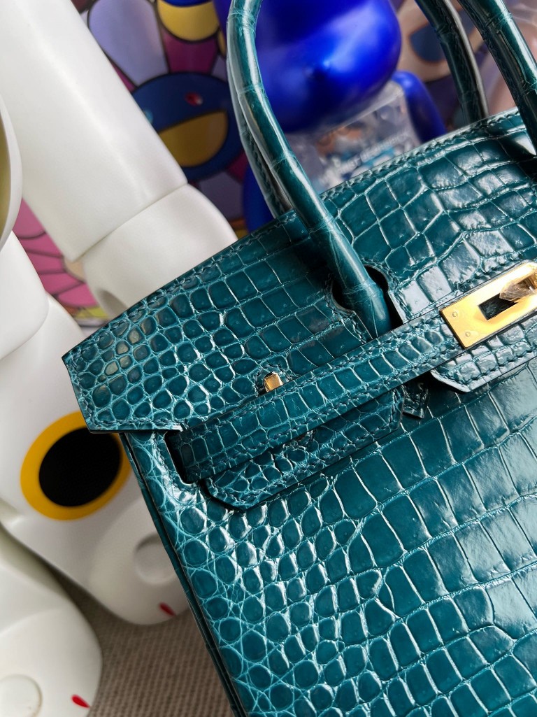 Hermès(爱马仕)Birkin 铂金包 porosus shiny 亮面鳄鱼 W0 博斯普鲁斯绿 金扣 25cm 顶级手缝-拉尔森鳄鱼皮具定制 - 爱马仕包包官网 Hermès(爱马仕)Birkin 铂金包 porosus shiny 亮面鳄鱼 W0 博斯普鲁斯绿 金扣 25cm 顶级手缝