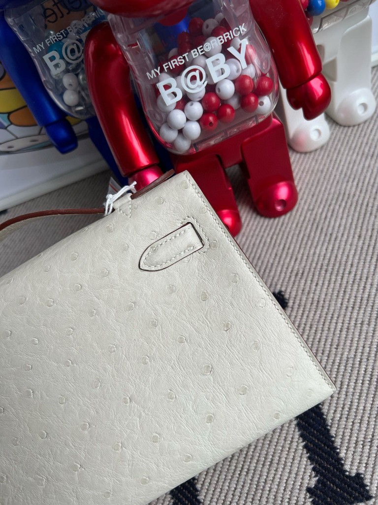 Hermès（爱马仕）Mini pochette Ostrich kk 鸵鸟 3C 羊毛白 金扣 22cm 顶级手缝