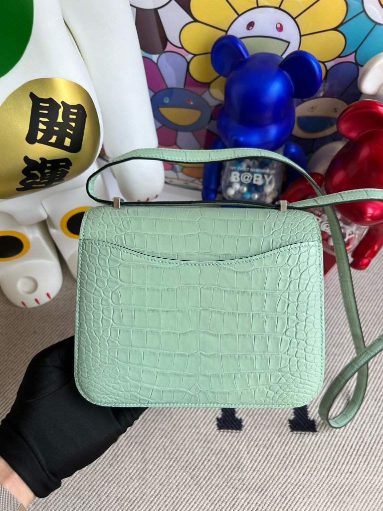 Hermès（爱马仕）Constance 康康 Alligator matt 雾面鳄鱼 6U 薄荷绿 银扣 18cm 顶级手缝 定制