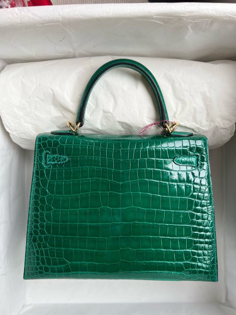 Hermès(爱马仕)Kelly 凯莉包 Porosus shiny 亮面鳄鱼 ck67 祖母绿 金扣 25cm 顶级手缝-拉尔森鳄鱼皮具定制 - 爱马仕包包官网 Hermès(爱马仕)Kelly 凯莉包 Porosus shiny 亮面鳄鱼 ck67 祖母绿 金扣 25cm 顶级手缝