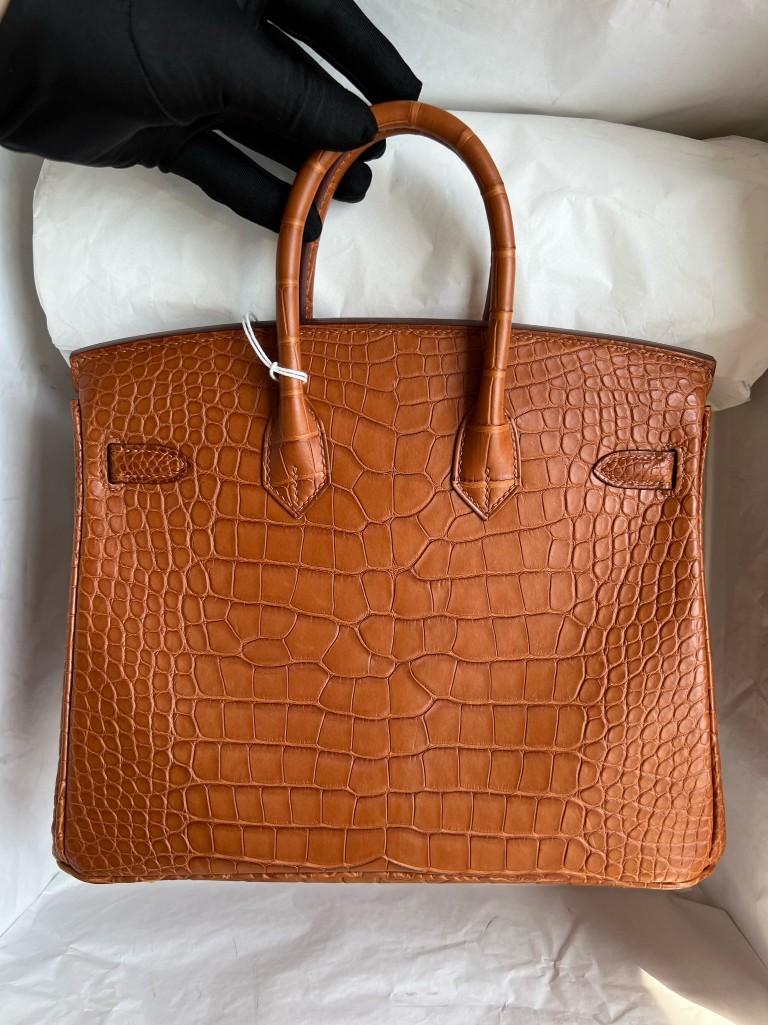Hermès(爱马仕)Birkin 铂金包 Alligator matt 雾面鳄鱼 金棕色 金扣 25cm 顶级手缝-拉尔森鳄鱼皮具定制 - 爱马仕包包官网 Hermès(爱马仕)Birkin 铂金包 Alligator matt 雾面鳄鱼 金棕色 金扣 25cm 顶级手缝