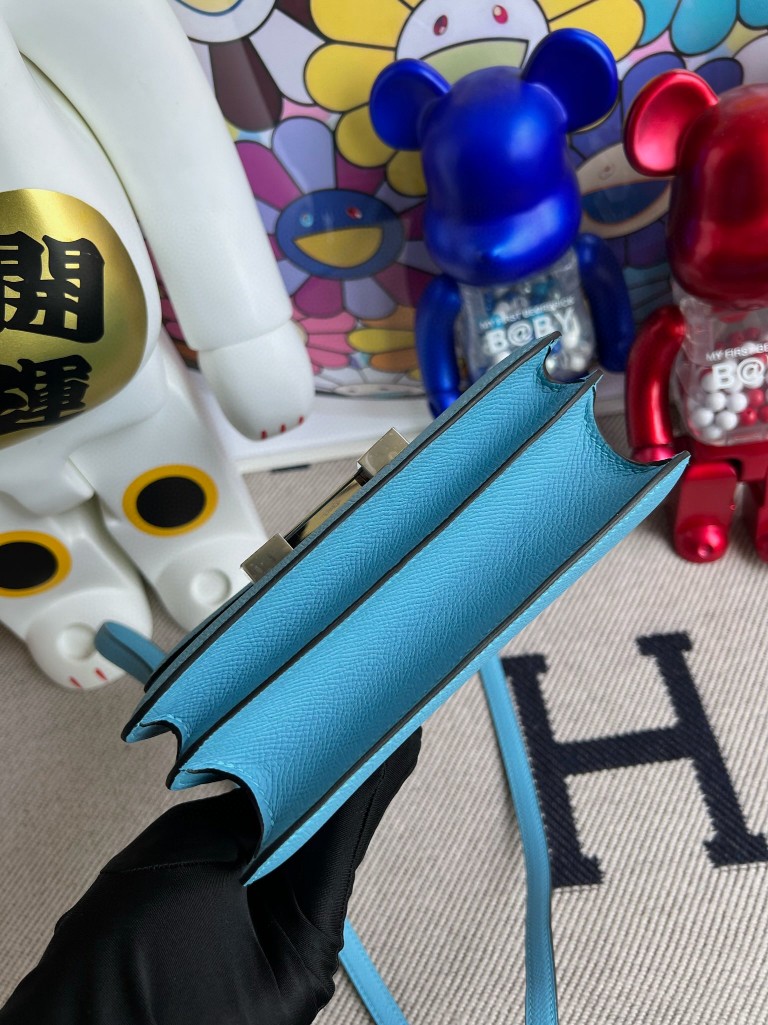 Hermès(爱马仕)Constance 空姐包 Epsom 北方蓝 银扣 18cm 顶级手缝-拉尔森鳄鱼皮具定制 - 爱马仕包包官网 Hermès(爱马仕)Constance 空姐包 Epsom 北方蓝 银扣 18cm 顶级手缝