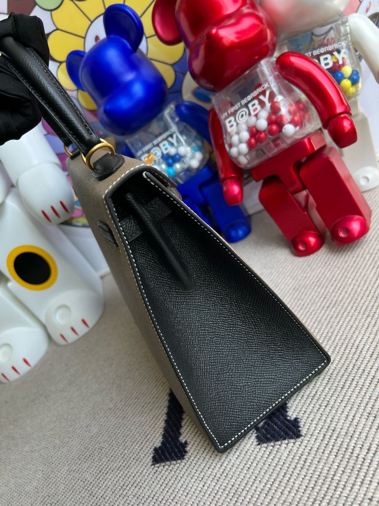 Hermès(爱马仕)Kelly 凯莉包 Epsom 原厂掌纹皮 大象灰 拼 黑色 磨砂金扣 25cm 马蹄印 顶级手缝-拉尔森鳄鱼皮具定制 - 爱马仕包包官网 Hermès(爱马仕)Kelly 凯莉包 Epsom 原厂掌纹皮 大象灰 拼 黑色 磨砂金扣 25cm 马蹄印 顶级手缝