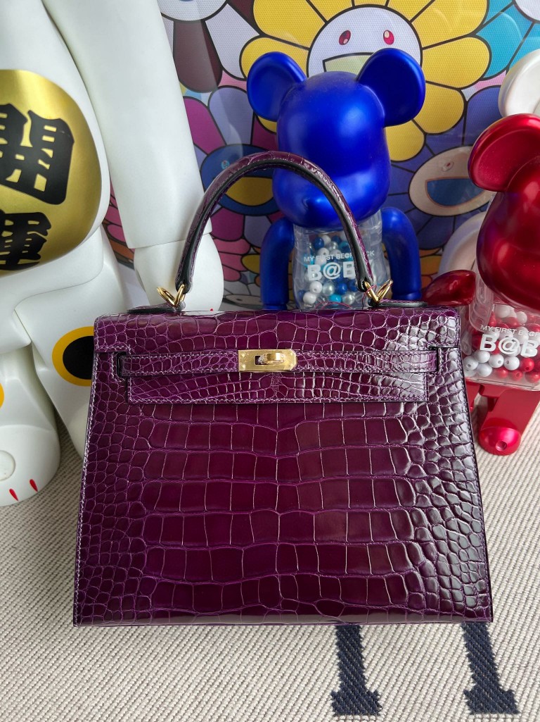 Hermès(爱马仕)Kelly 凯莉包 Alligator shiny 亮面鳄鱼 加仑紫 金扣 25cm 顶级手缝-拉尔森鳄鱼皮具定制 - 爱马仕包包官网 Hermès(爱马仕)Kelly 凯莉包 Alligator shiny 亮面鳄鱼 加仑紫 金扣 25cm 顶级手缝