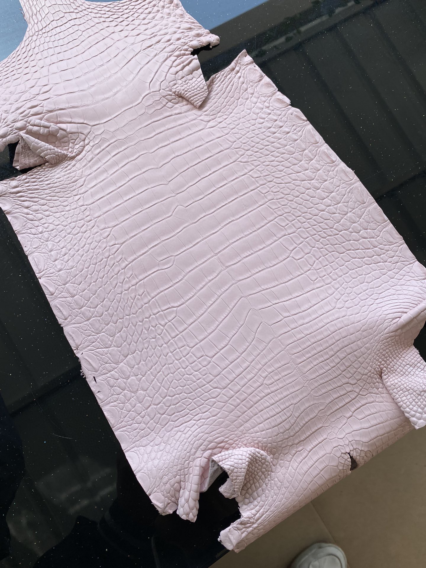 Hermès（爱马仕）新到皮 雾面鳄鱼 梦幻粉 可定制