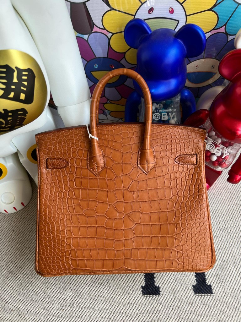Hermès(爱马仕)Birkin 铂金包 Alligator matt 雾面鳄鱼 金棕色 金扣 25cm 顶级手缝-拉尔森鳄鱼皮具定制 - 爱马仕包包官网 Hermès(爱马仕)Birkin 铂金包 Alligator matt 雾面鳄鱼 金棕色 金扣 25cm 顶级手缝
