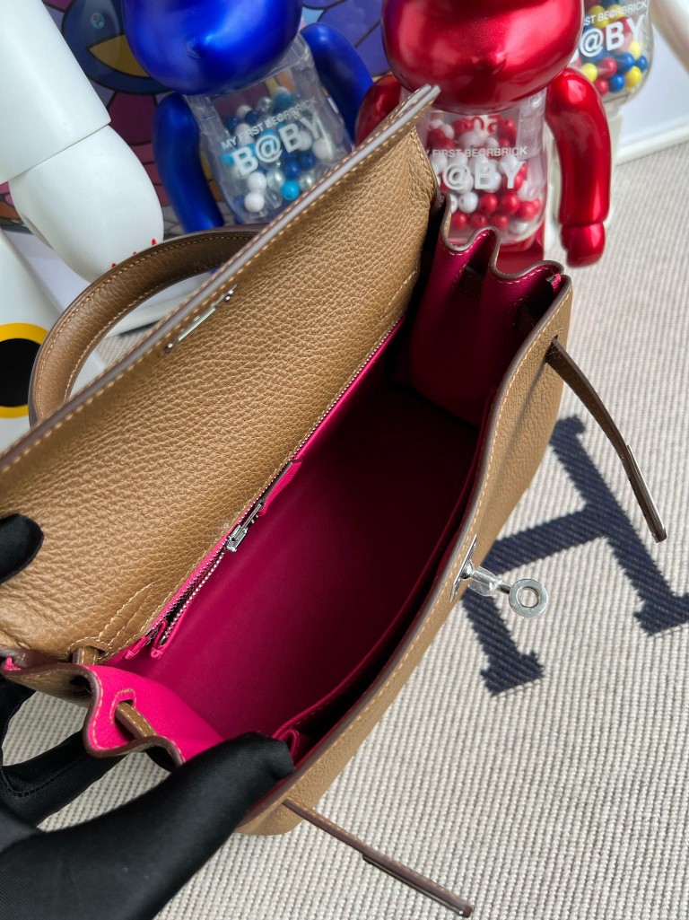 Hermès（爱马仕）kelly 凯莉包 原厂小牛皮 togo 3G 栗子棕 内拼 墨西哥粉 银扣 25cm 顶级手缝