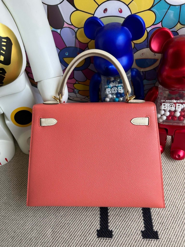 Hermès(爱马仕)Kelly 凯莉包 Epsom 原厂掌纹皮 火烈鸟粉 拼 奶昔白 金扣 25cm 马蹄印 顶级手缝-拉尔森鳄鱼皮具定制 - 爱马仕包包官网 Hermès(爱马仕)Kelly 凯莉包 Epsom 原厂掌纹皮 火烈鸟粉 拼 奶昔白 金扣 25cm 马蹄印 顶级手缝