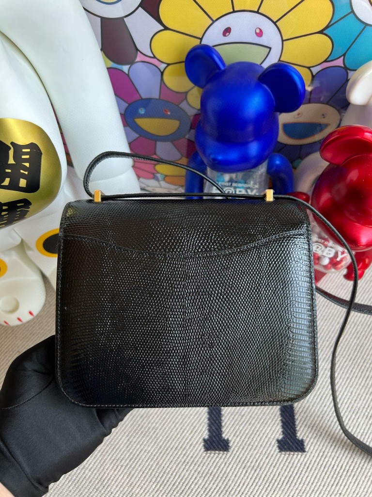 Hermès(爱马仕)Constance 康康 Lizard 进口亮面蜥蜴 ck89 黑色 Noir 金扣 18cm 顶级手缝-拉尔森鳄鱼皮具定制 - 爱马仕包包官网 Hermès(爱马仕)Constance 康康 Lizard 进口亮面蜥蜴 ck89 黑色 Noir 金扣 18cm 顶级手缝