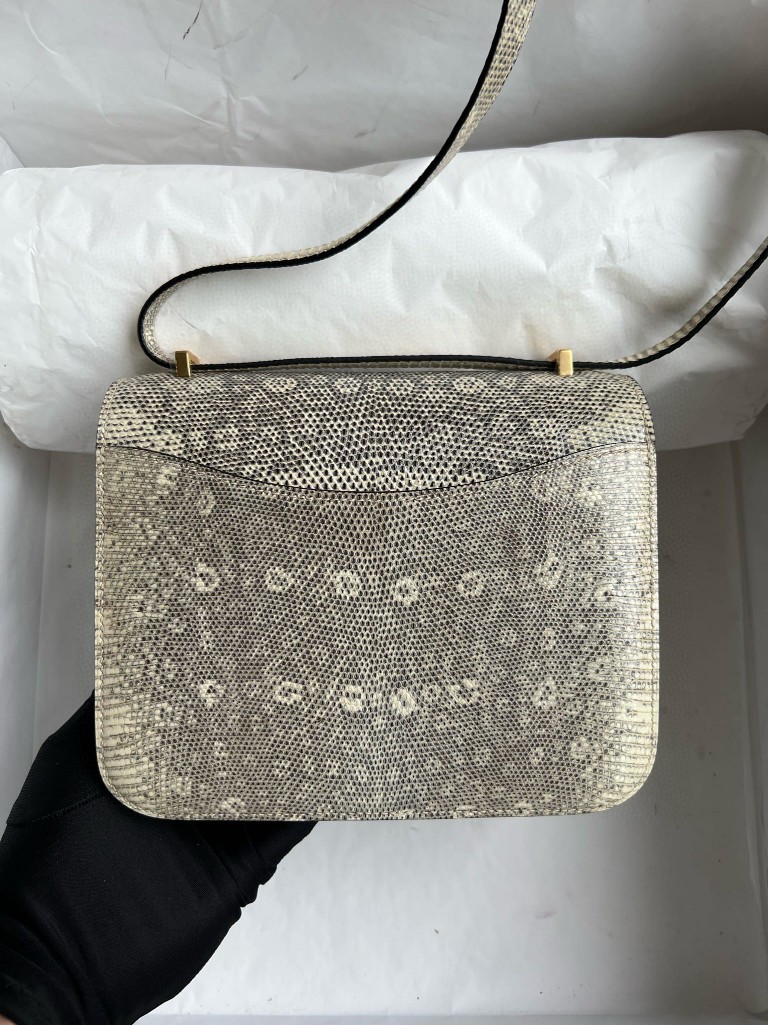 Hermès（爱马仕）Constance 空姐包 Lizard 进口亮面蜥蜴 原色 小喜马拉雅色 金扣 18cm 顶级手缝
