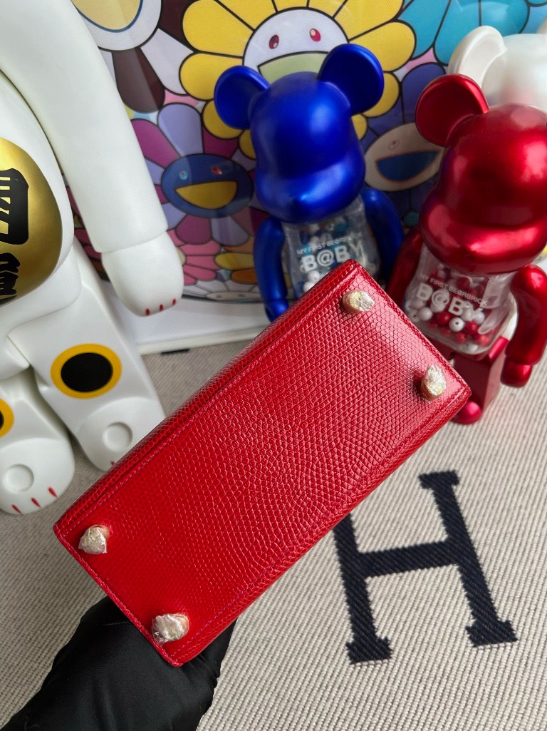 Hermès(爱马仕)Kelly 大耳朵 Lizard 进口亮面蜥蜴 国旗红 金扣 20cm 顶级手缝-拉尔森鳄鱼皮具定制 - 爱马仕包包官网 Hermès(爱马仕)Kelly 大耳朵 Lizard 进口亮面蜥蜴 国旗红 金扣 20cm 顶级手缝