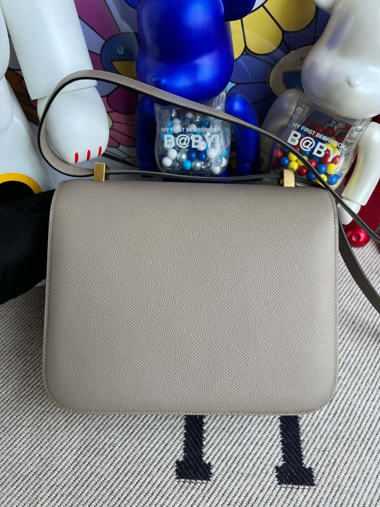 Hermès(爱马仕)Constance 康斯坦斯 Epsom 掌纹皮 M8 沥青灰 gris ashpite 金扣 24cm 顶级手缝-拉尔森鳄鱼皮具定制 - 爱马仕包包官网 Hermès(爱马仕)Constance 康斯坦斯 Epsom 掌纹皮 M8 沥青灰 gris ashpite 金扣 24cm 顶级手缝