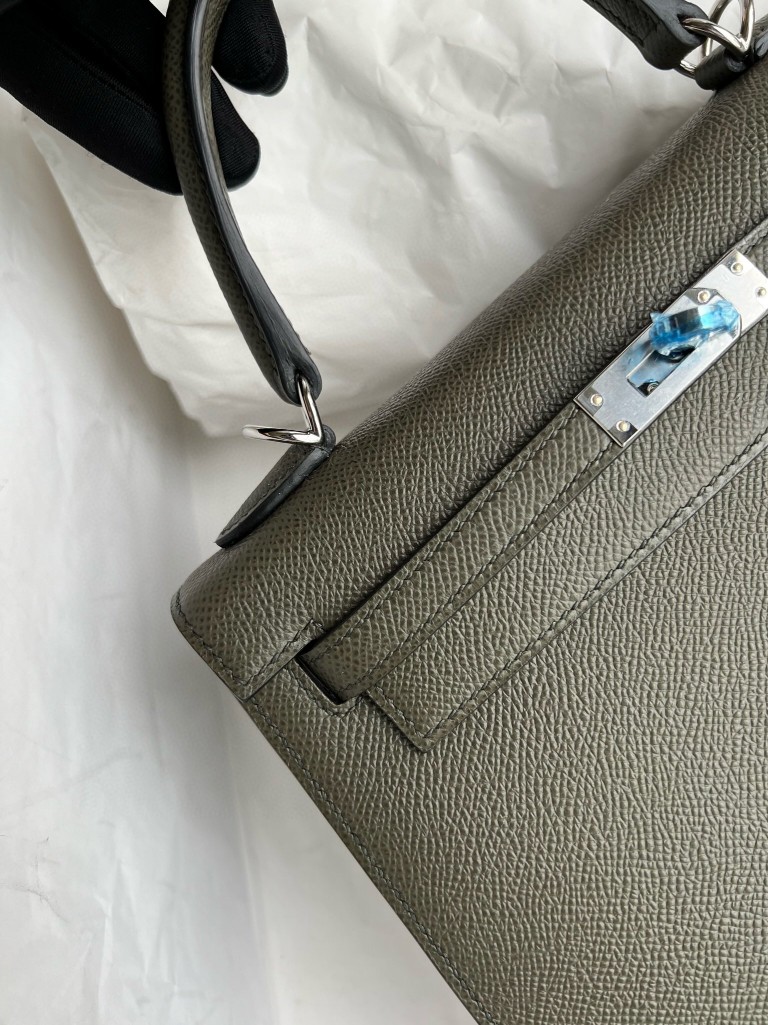Hermès(爱马仕)Kelly 凯莉包 掌纹皮 Epsom C6 灰绿色 银扣 25cm-拉尔森鳄鱼皮具定制 - 爱马仕包包官网 Hermès(爱马仕)Kelly 凯莉包 掌纹皮 Epsom C6 灰绿色 银扣 25cm
