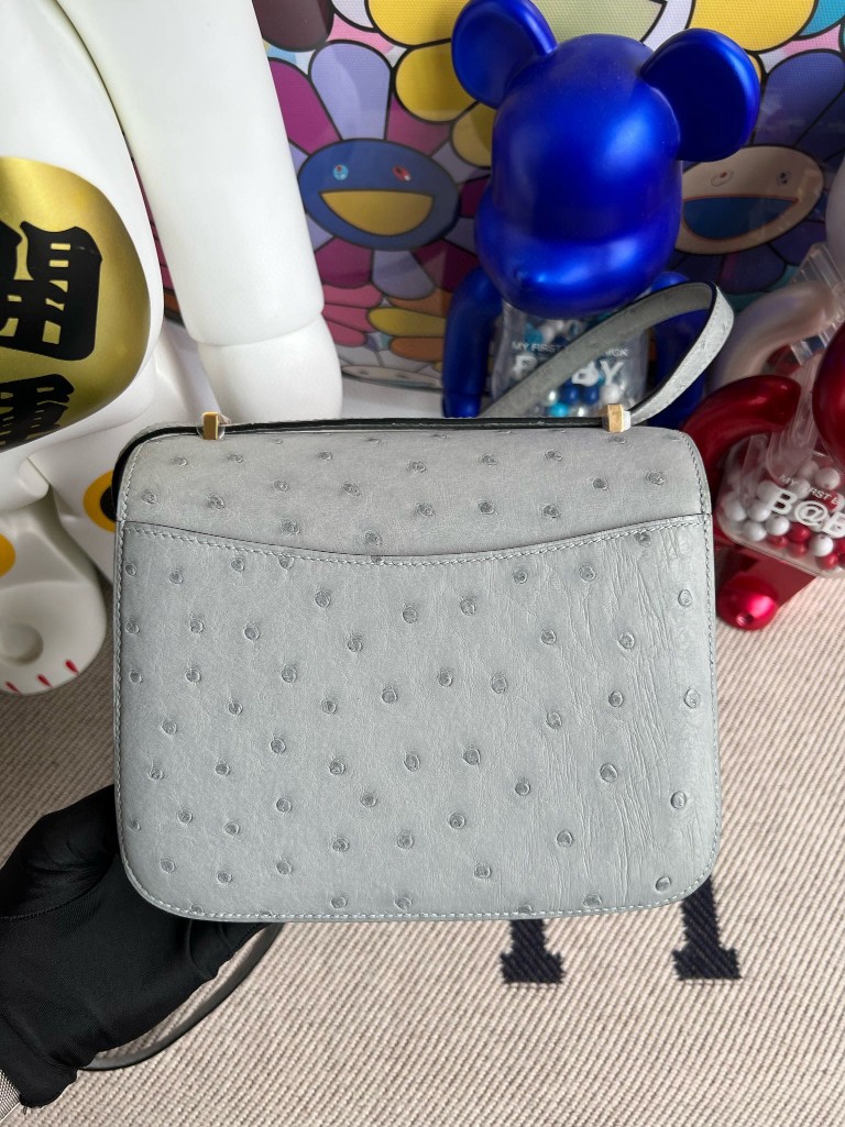 Hermès(爱马仕)Constance 康斯坦斯 Ostrich kk 鸵鸟 8U 冰川蓝 金扣 18cm 顶级手缝-拉尔森鳄鱼皮具定制 - 爱马仕包包官网 Hermès(爱马仕)Constance 康斯坦斯 Ostrich kk 鸵鸟 8U 冰川蓝 金扣 18cm 顶级手缝