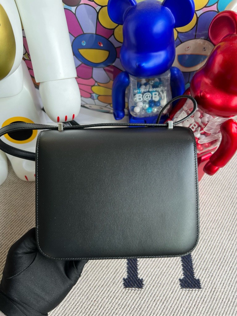 Hermès(爱马仕)Constance 康斯坦斯 boxcalf 黑色 拼 蜥蜴扣 18cm-拉尔森鳄鱼皮具定制 - 爱马仕包包官网 Hermès(爱马仕)Constance 康斯坦斯 boxcalf 黑色 拼 蜥蜴扣 18cm