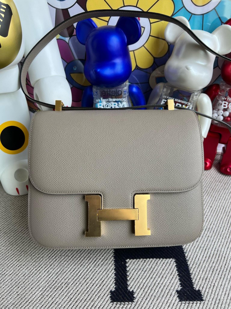 Hermès(爱马仕)Constance 康斯坦斯 Epsom 掌纹皮 M8 沥青灰 gris ashpite 金扣 24cm 顶级手缝-拉尔森鳄鱼皮具定制 - 爱马仕包包官网 Hermès(爱马仕)Constance 康斯坦斯 Epsom 掌纹皮 M8 沥青灰 gris ashpite 金扣 24cm 顶级手缝