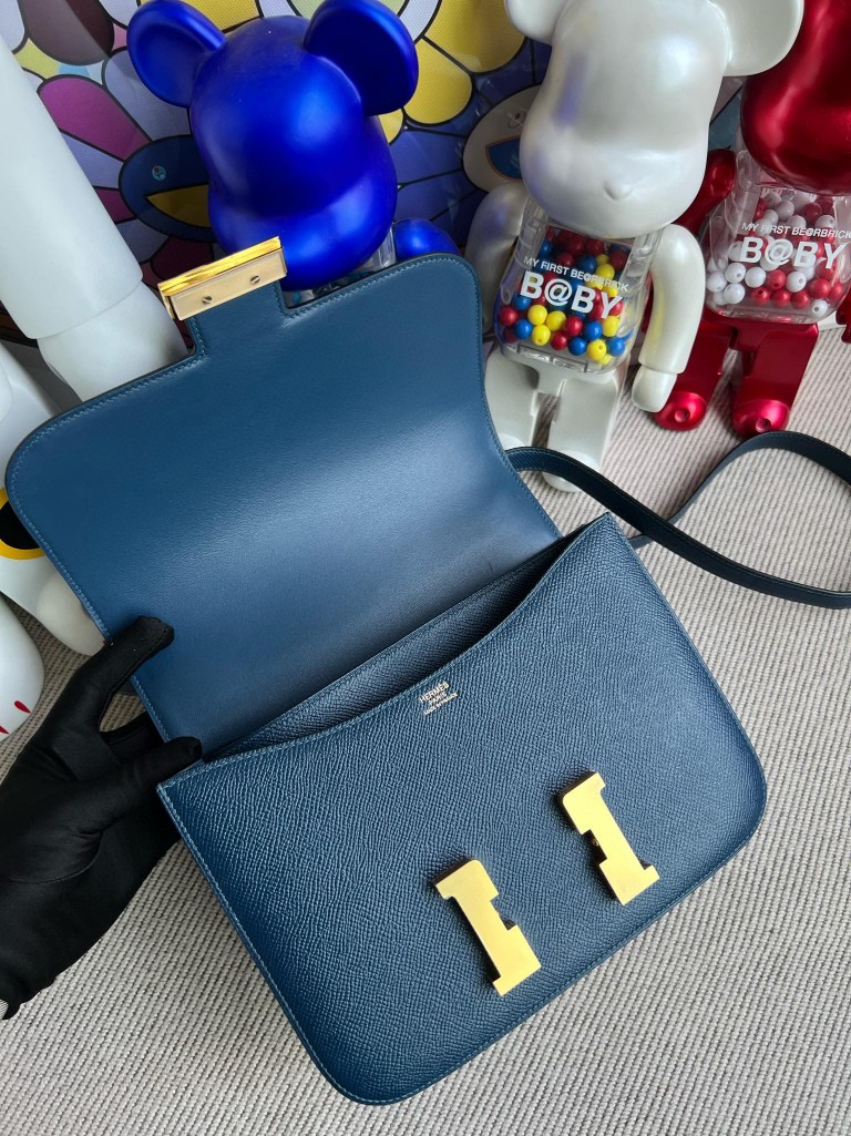 Hermès(爱马仕)Constance 康斯坦斯 Epsom 掌纹皮 S4 深邃蓝 deep blue 金扣 24cm 顶级手缝-拉尔森鳄鱼皮具定制 - 爱马仕包包官网 Hermès(爱马仕)Constance 康斯坦斯 Epsom 掌纹皮 S4 深邃蓝 deep blue 金扣 24cm 顶级手缝