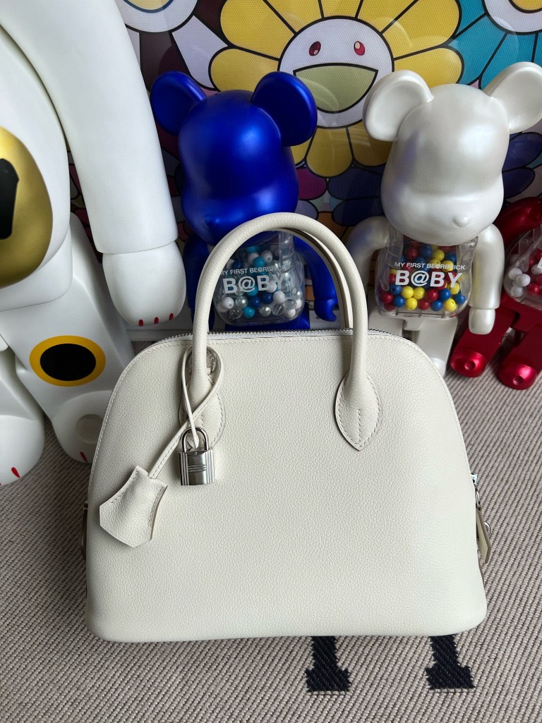 Hermès(爱马仕)Bolide 保龄球包 Evecolor 白色 White 内拼 芝麻色 sesame 银扣 25cm 顶级手缝-拉尔森鳄鱼皮具定制 - 爱马仕包包官网 Hermès(爱马仕)Bolide 保龄球包 Evecolor 白色 White 内拼 芝麻色 sesame 银扣 25cm 顶级手缝