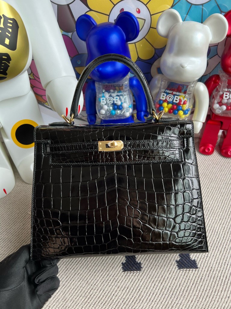 Hermès(爱马仕)Kelly 凯莉包 Crocodile shiny 亮面鳄鱼 ck89 黑色 noir 金扣 25cm 顶级手缝-拉尔森鳄鱼皮具定制 - 爱马仕包包官网 Hermès(爱马仕)Kelly 凯莉包 Crocodile shiny 亮面鳄鱼 ck89 黑色 noir 金扣 25cm 顶级手缝