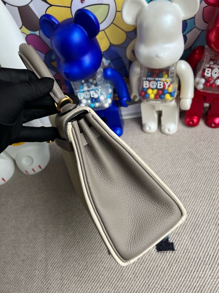 Hermès(爱马仕)kelly 凯莉包 原厂小牛皮 togo ck10 奶昔白 拼 M8 沥青灰 金扣 马蹄印 25cm-拉尔森鳄鱼皮具定制 - 爱马仕包包官网 Hermès(爱马仕)kelly 凯莉包 原厂小牛皮 togo ck10 奶昔白 拼 M8 沥青灰 金扣 马蹄印 25cm