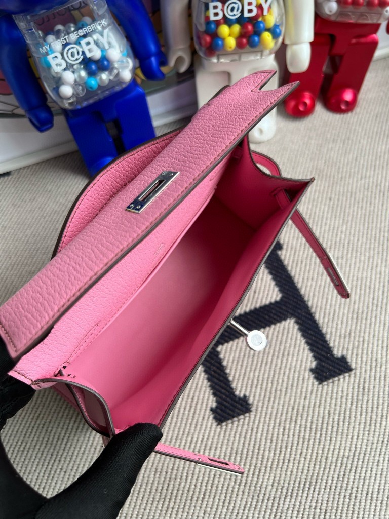Hermès（爱马仕）Mini pochette Ostrich KK 鸵鸟 桃粉 银扣 22cm 手拿包 晚宴包 顶级手缝
