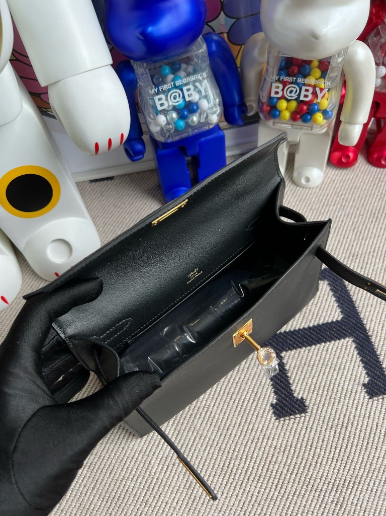 Hermès(爱马仕)Mini pochette Swift ck89 黑色 Noir 金扣 22cm 顶级手缝 手拿包 晚宴包-拉尔森鳄鱼皮具定制 - 爱马仕包包官网 Hermès(爱马仕)Mini pochette Swift ck89 黑色 Noir 金扣 22cm 顶级手缝 手拿包 晚宴包