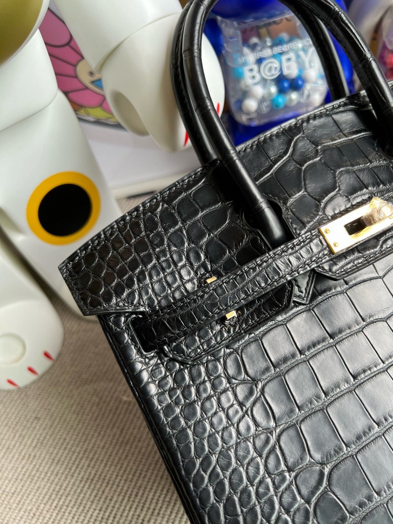 Hermès(爱马仕)Birkin 铂金包 Crocodile matt 雾面鳄鱼 ck89 黑色 noir 金扣 25cm 顶级手缝-拉尔森鳄鱼皮具定制 - 爱马仕包包官网 Hermès(爱马仕)Birkin 铂金包 Crocodile matt 雾面鳄鱼 ck89 黑色 noir 金扣 25cm 顶级手缝