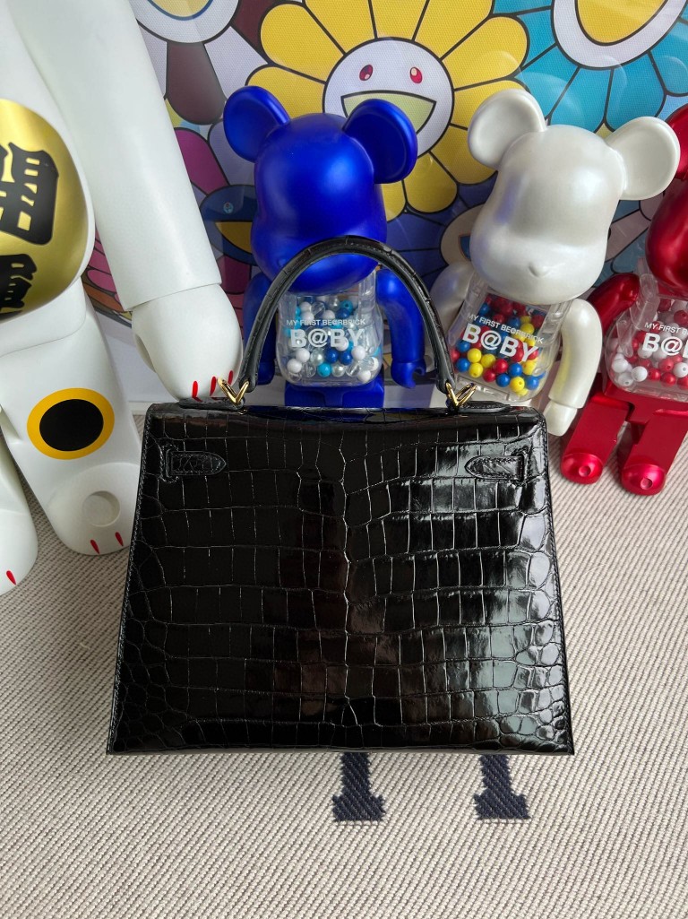 Hermès(爱马仕)Kelly 凯莉包 Crocodile shiny 亮面鳄鱼 ck89 黑色 noir 金扣 25cm 顶级手缝-拉尔森鳄鱼皮具定制 - 爱马仕包包官网 Hermès(爱马仕)Kelly 凯莉包 Crocodile shiny 亮面鳄鱼 ck89 黑色 noir 金扣 25cm 顶级手缝