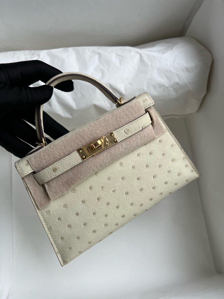 Hermès(爱马仕)Mini kelly ll Ostrich kk 鸵鸟 3C 羊毛白 金扣 19cm 顶级手缝-拉尔森鳄鱼皮具定制 - 爱马仕包包官网 Hermès(爱马仕)Mini kelly ll Ostrich kk 鸵鸟 3C 羊毛白 金扣 19cm 顶级手缝